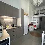 Fully Renovated Beachfront Loft In Fourka Nyaraló *