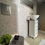 Fully Renovated Beachfront Loft In Fourka *