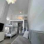 Fully Renovated Beachfront Loft In Fourka Szkála Fúrkasz