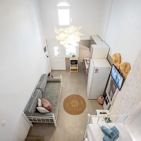 Σπίτι διακοπών Fully Renovated Beachfront Loft In Fourka *