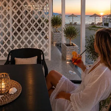 Fully Renovated Beachfront Loft In Fourka Σπίτι διακοπών Σκάλα Φούρκας