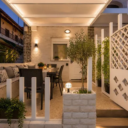 Σπίτι διακοπών Fully Renovated Beachfront Loft In Fourka *