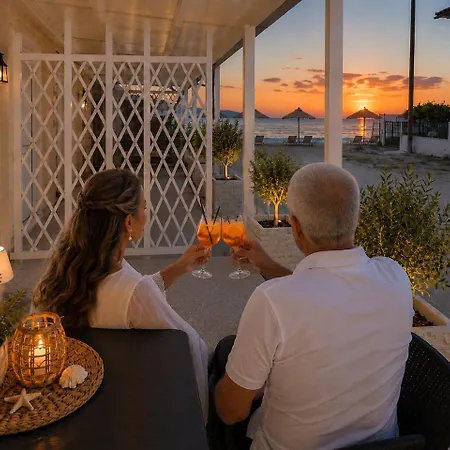 Fully Renovated Beachfront Loft In Fourka Σπίτι διακοπών